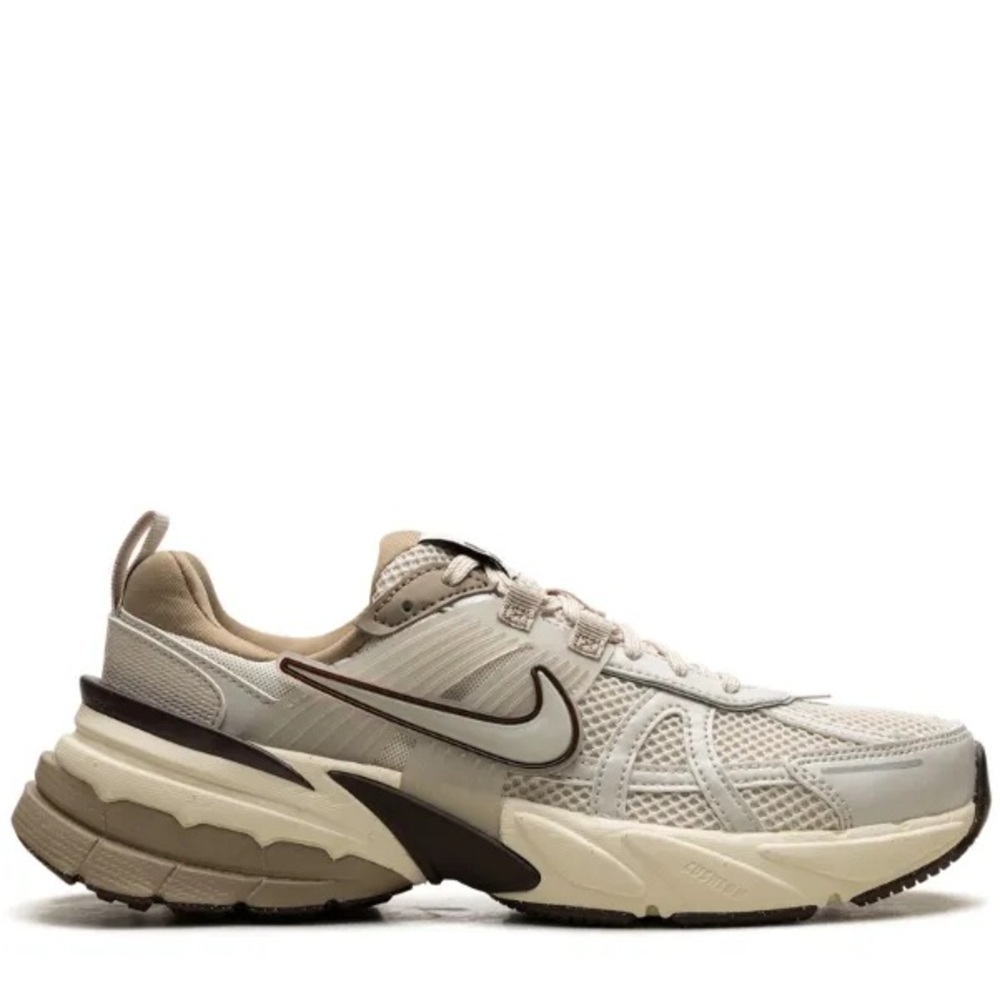 Nike V2K Run Size 8 Cream and Brown Shoes "Light Orewood Brown" sneakers